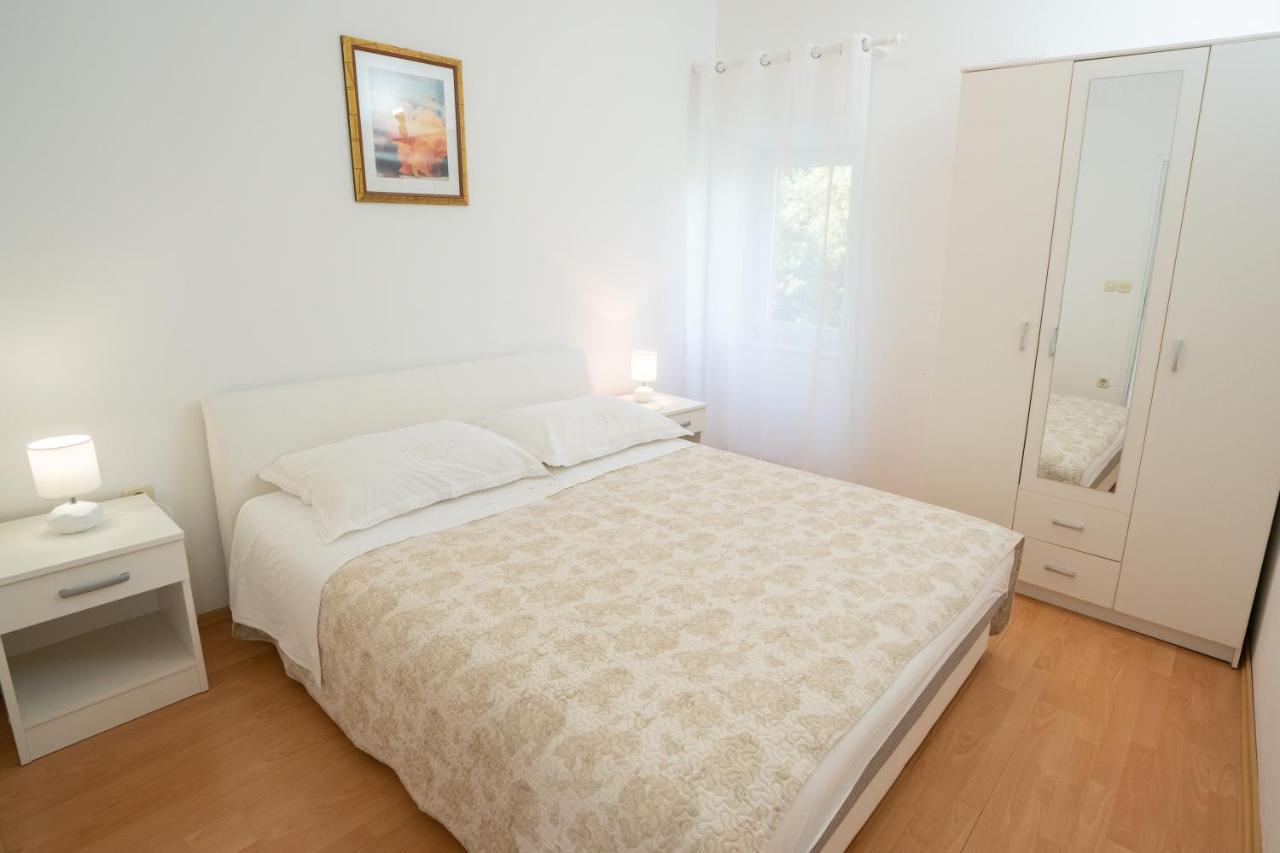 Apartmán Kuca Za Odmor Denona Borovići Exteriér fotografie